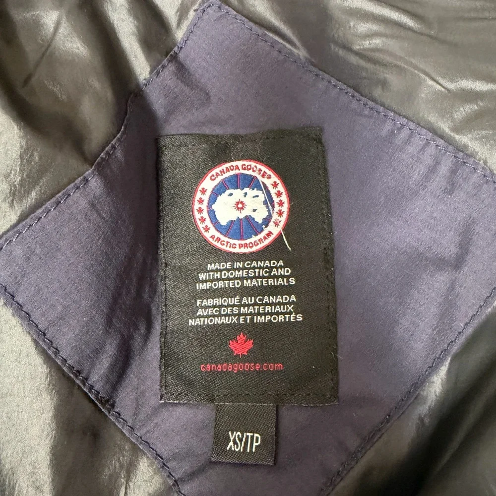 Canada Goose Women's Alliston Blue Puffer Jacket - Picture 2 of 10